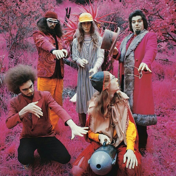 Meet your Posher, Breanna - Picture 3 of 4